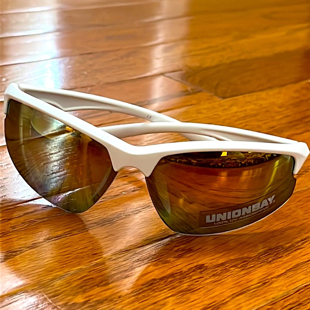 NWT! Union bay Polarized sunglasses! UNISEX